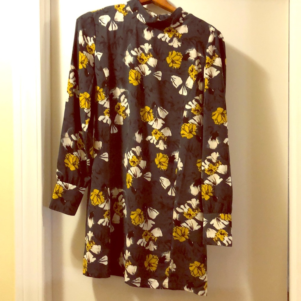 Grey floral print dress!